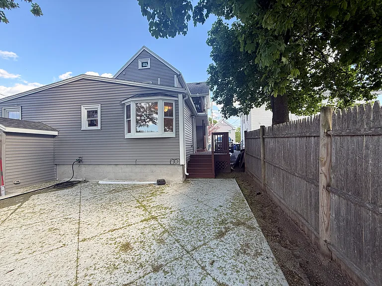 54 N Putnam St #1 — Photo 9
