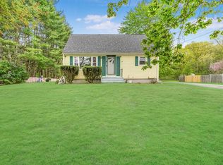 26 Smith St, Attleboro, MA 02703