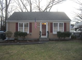 202 Shawmut St, Springfield, MA 01108