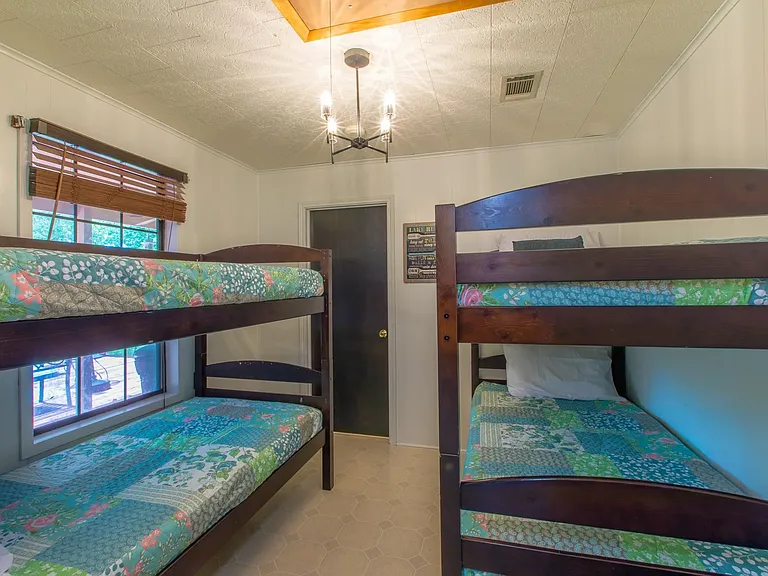 273 Moss Ln — Photo 14