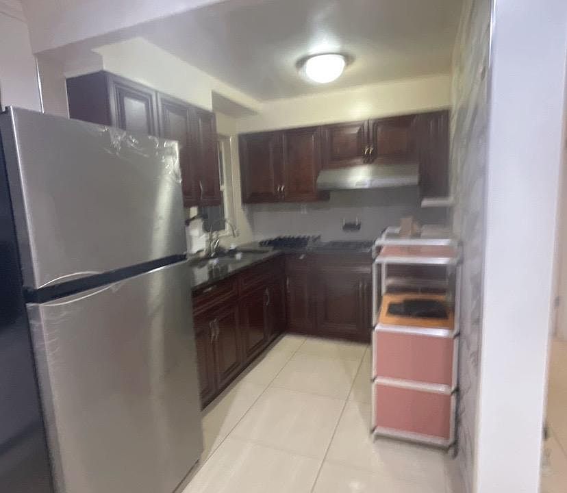 1st image of 923 Tompkins Ave Floor 1