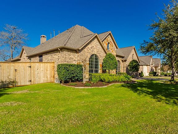 2nd image of 3303 Dancing Creek Ln