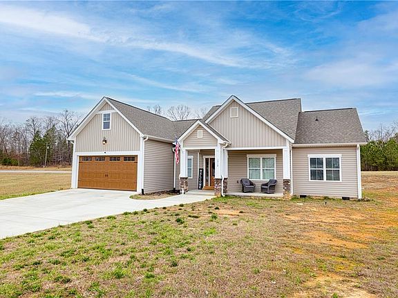 1512 Hendon Dr, Walhalla, SC 29691 | MLS #20259766 | Zillow