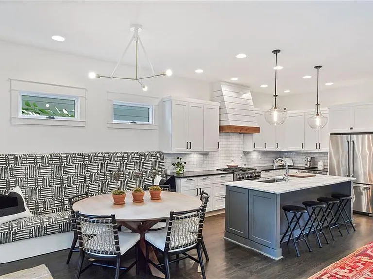 222 Lampkin St NE — Photo 18