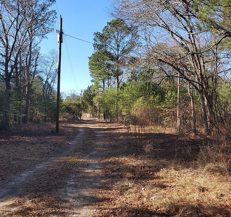 2nd image of 135 Webber Ln