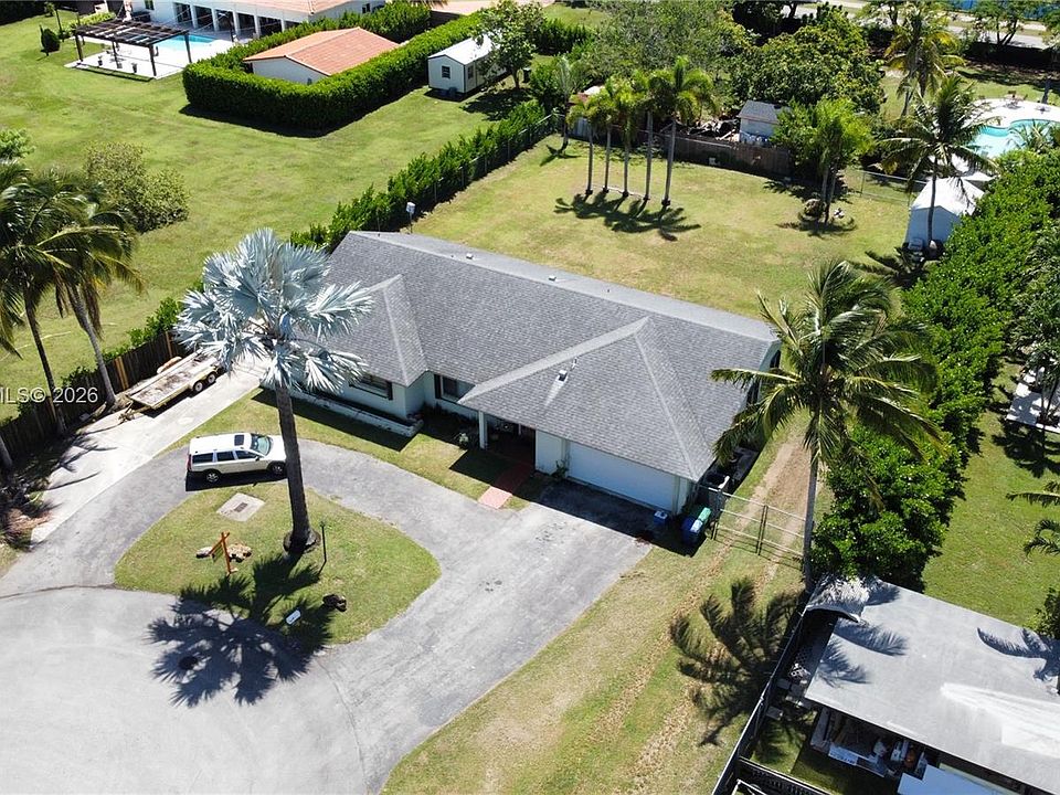 1st image of 28242 SW 163rd Ct