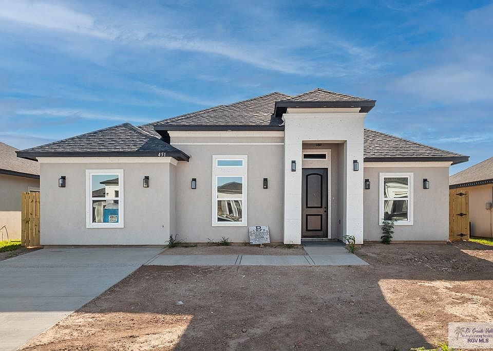 1st image of 451 Tamarindo Ln