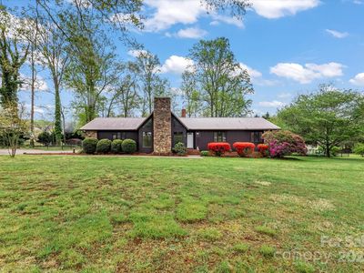 1074 Oakridge Farm Hwy, Mooresville, NC, 28115