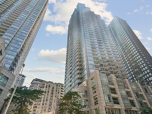 2nd image of 2181 Yonge St #2804