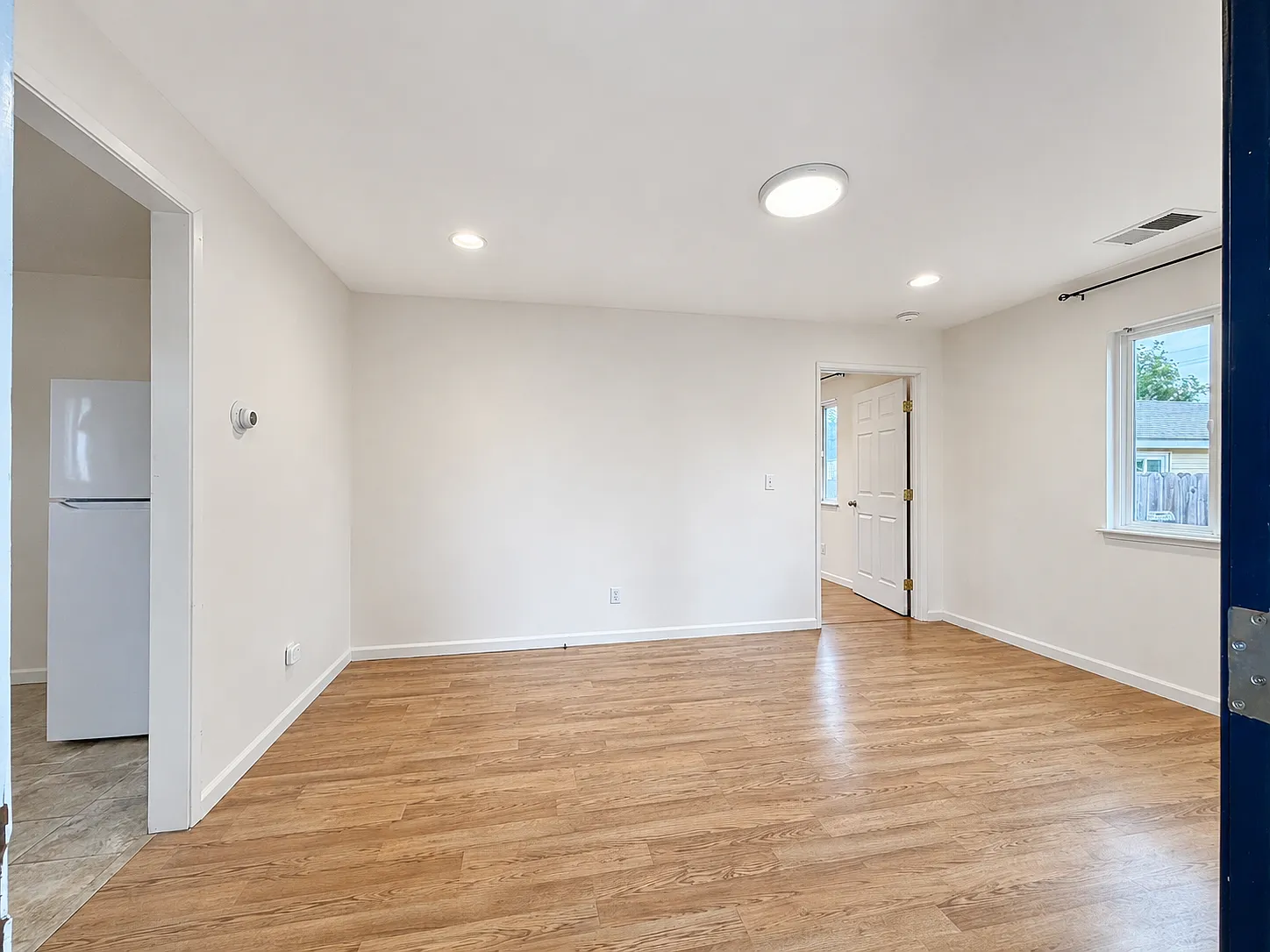 1 bed, 950 sqft, $1,500 — Photo 2