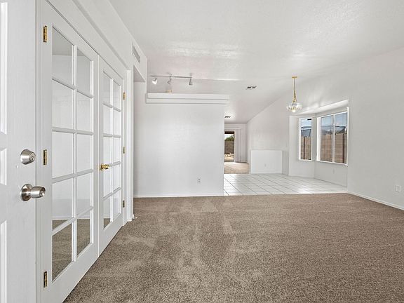 2nd image of 8032 S Sunrise Meadow Dr