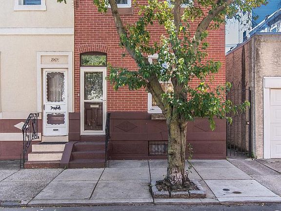 2nd image of 2963 Edgemont St