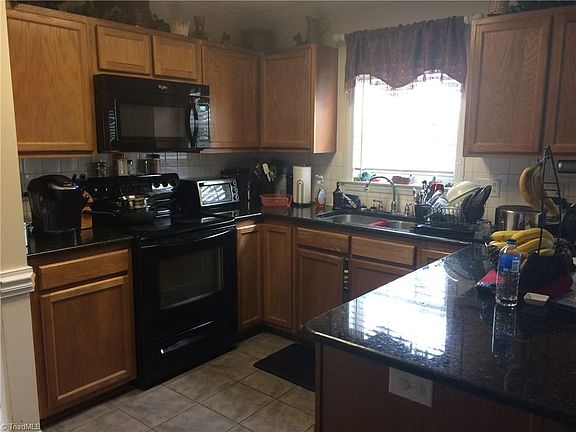 2nd image of 120 N Hills Dr