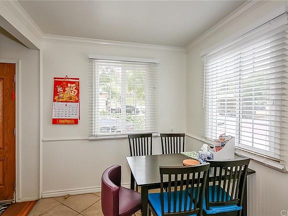 4th image of 614 Greycliff Ave
