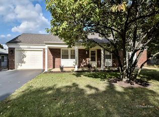 768 Saint Marys Pkwy, Buffalo Grove, IL 60089