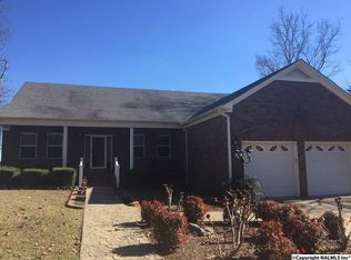 152 Lar Ana Ln, Guntersville, AL 35976