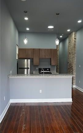 5th image of 2828 1srt St