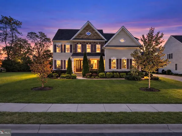 26388 Linton Pasture Pl, Centreville, VA 20120