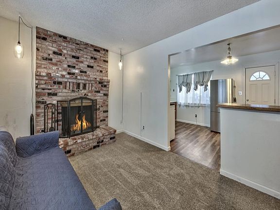 5th image of 2637 Knox Ave