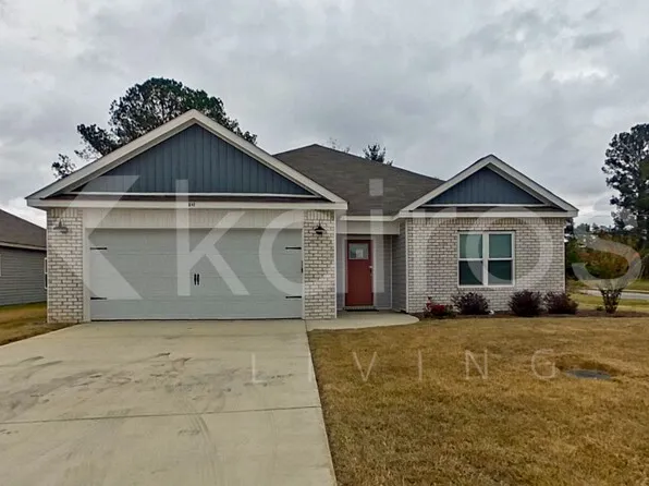 142 Hughes Dr, Warner Robins, GA 31093
