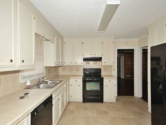 5th image of 1626 Norton Estates Dr