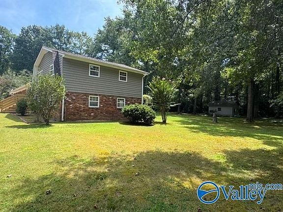3rd image of 608 Grady Ave