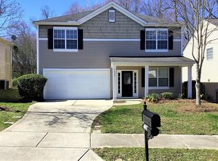 1229 Jordans Pond Ln, Charlotte, NC 28214