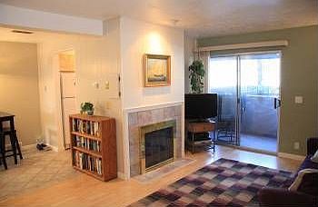 2nd image of 2438 Elizabeth St APT 1