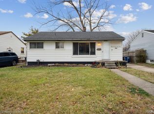 32129 Hazelwood St, Westland, MI