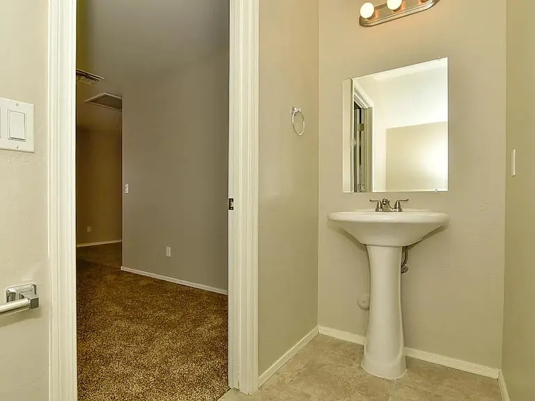 506 E Townley Ave #1 — Photo 9