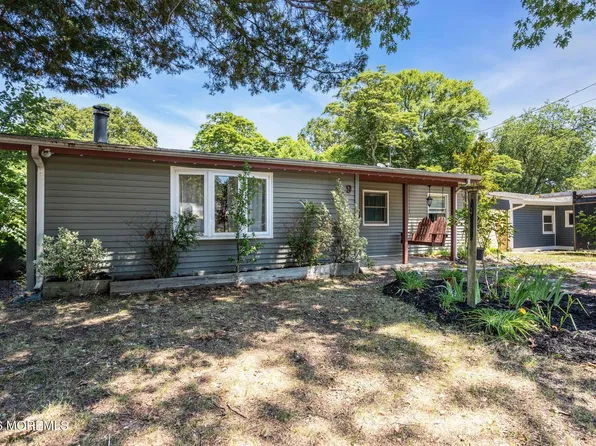 9 Central Avenue, Waretown, NJ 08758