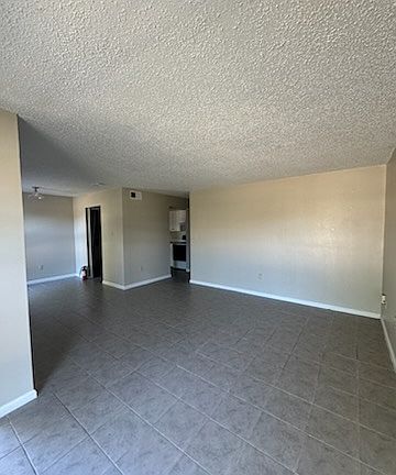 5th image of 1714 Cedar Lake Dr #C