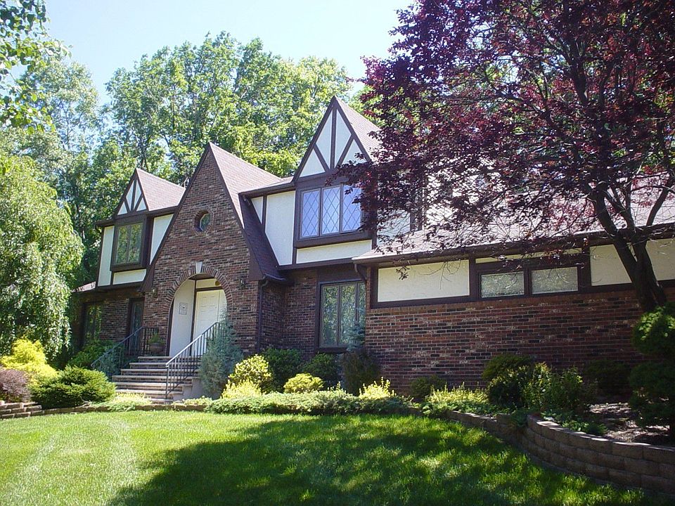 9 Hawser Way