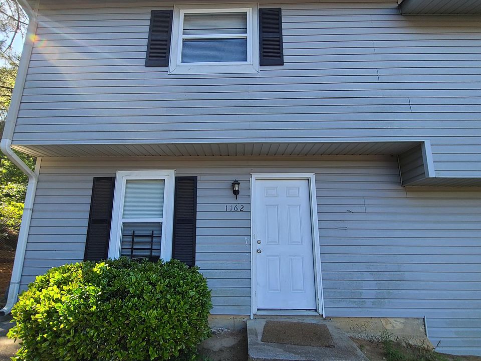 1st image of 1162 Oak Villas Ct NW