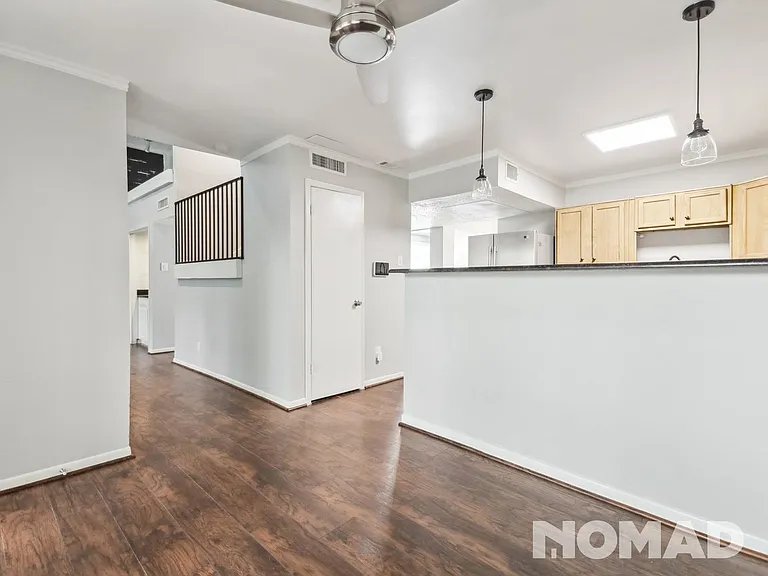 2908 Country Place Cir — Photo 14