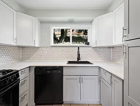 Entire house for rent — Photo 2