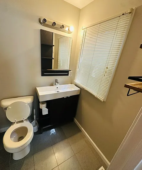 1017 Lampton Aly — Photo 10