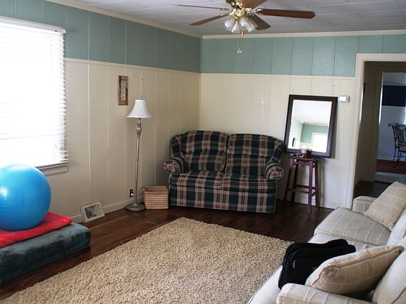 3rd image of 420 Buttonwood Ave