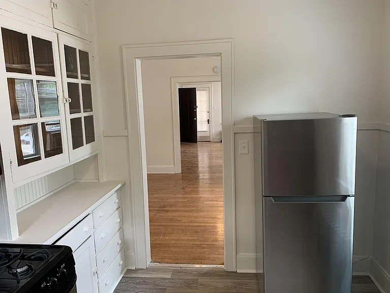 219 Gilman Ave — Photo 11