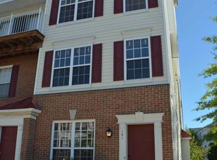 2491 Quick St APT 101, Herndon, VA 20171