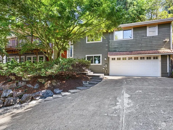 15800 71st Ave NE, Kenmore, WA 98028