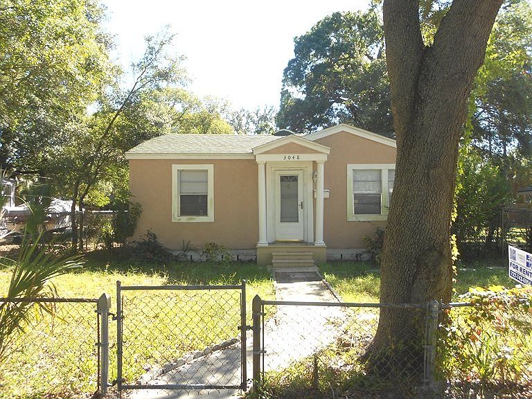 1st image of 3048 19th Ave S