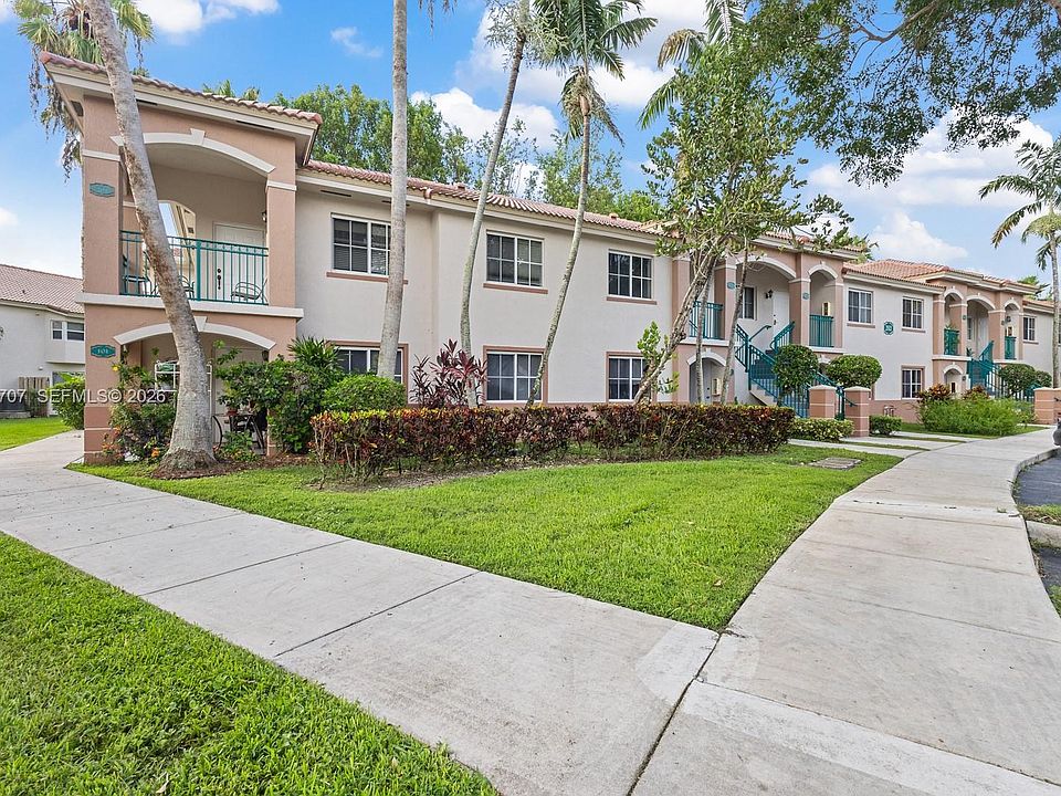 1st image of 2921 SE 13th Ave #20248