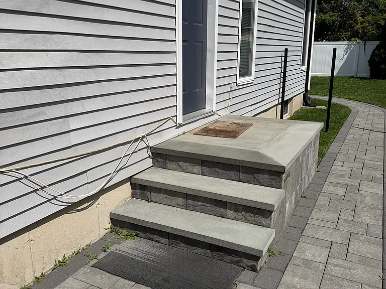 Marie St — Photo 1