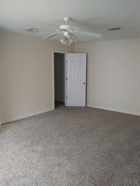 1st image of 1825 Edgewood Dr