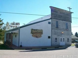 104 E Main St, Leroy, MI 49655