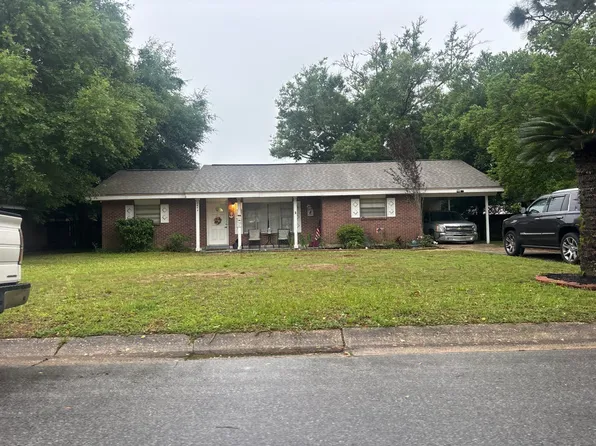 3845 Tom Lane Dr, Pensacola, FL 32504