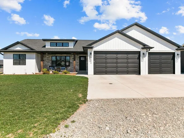 1300 Bens Way St, Kaukauna, WI 54130