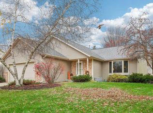 610 Corinth Trl, Madison, WI 53718