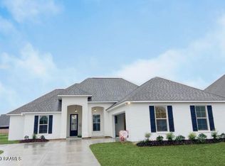 103 Preston Rose Ln, Youngsville, LA 70592